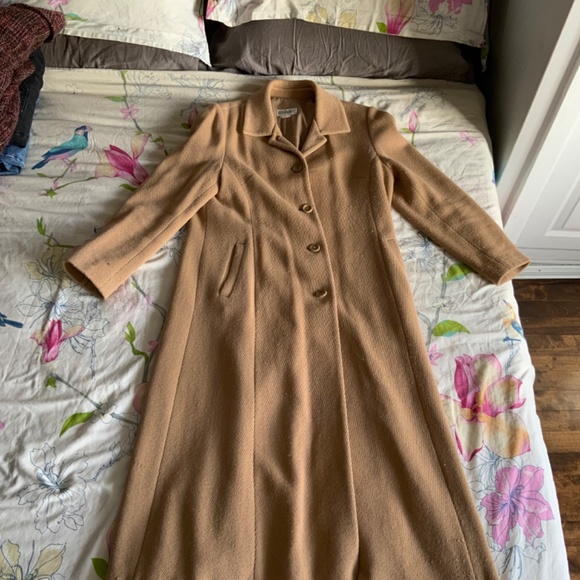 Vintage trench coat - Picture 3 of 7